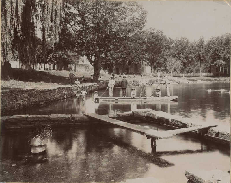 Children's Lake in Boiling Springs